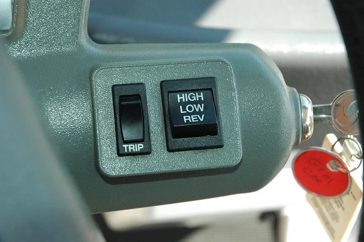 Gem Toggle Switch – High/Low/Rev 2005-2012 Gem Toggle Switch - High/Low/Rev 2005-2012 - Image 2